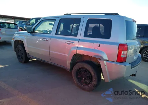 2010 Jeep Patriot Sport from USA, damaged, VIN 1J4NF2GB7AD672665